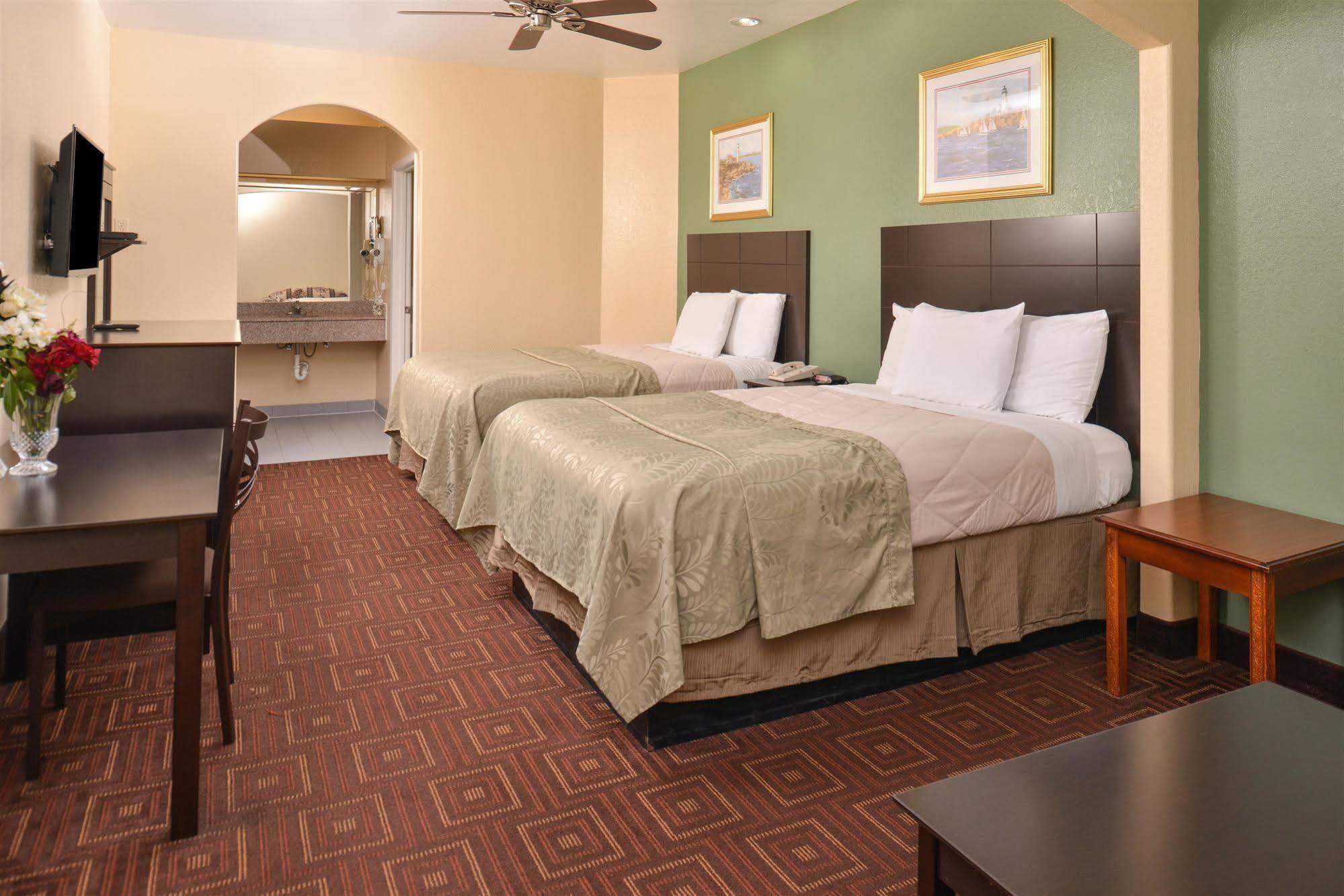 Americas Best Value Inn-Baytown Zewnętrze zdjęcie